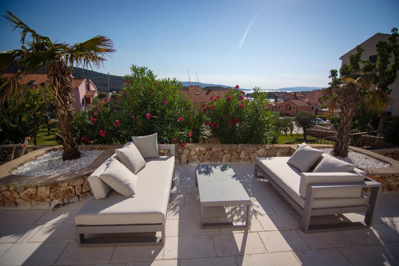 Rooms Salvia Cres Bagian luar foto